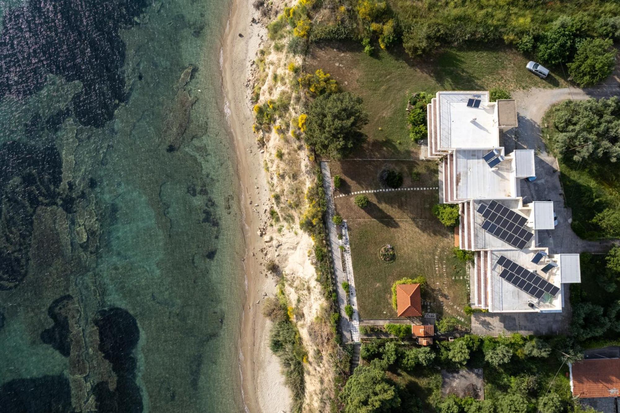 Sunshine House Offering Spectacular Views To Olymp A Appartement Nea Iraklia Buitenkant foto
