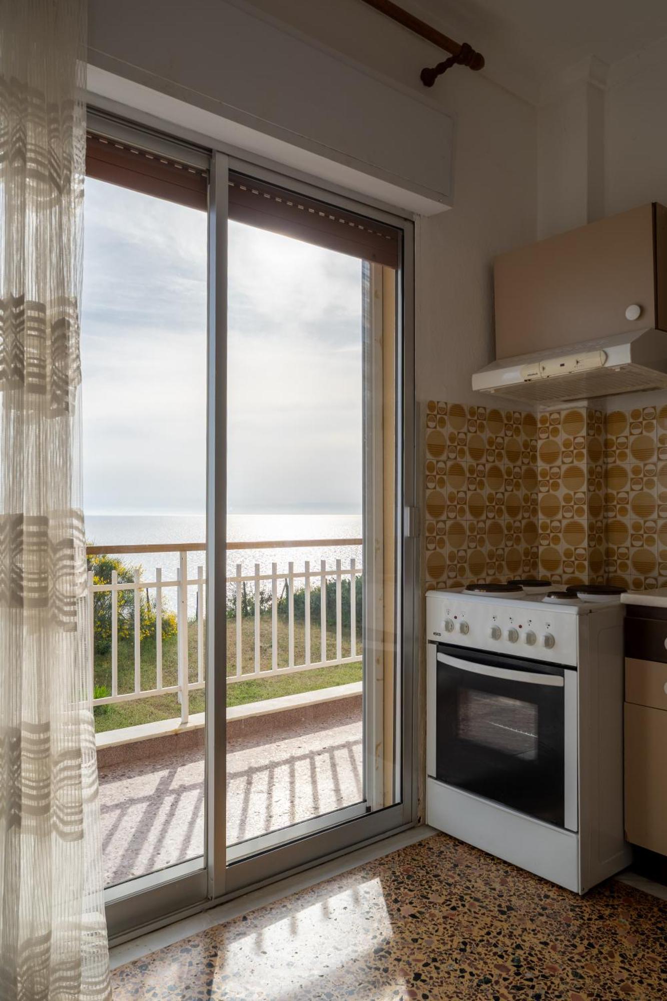 Sunshine House Offering Spectacular Views To Olymp A Appartement Nea Iraklia Buitenkant foto